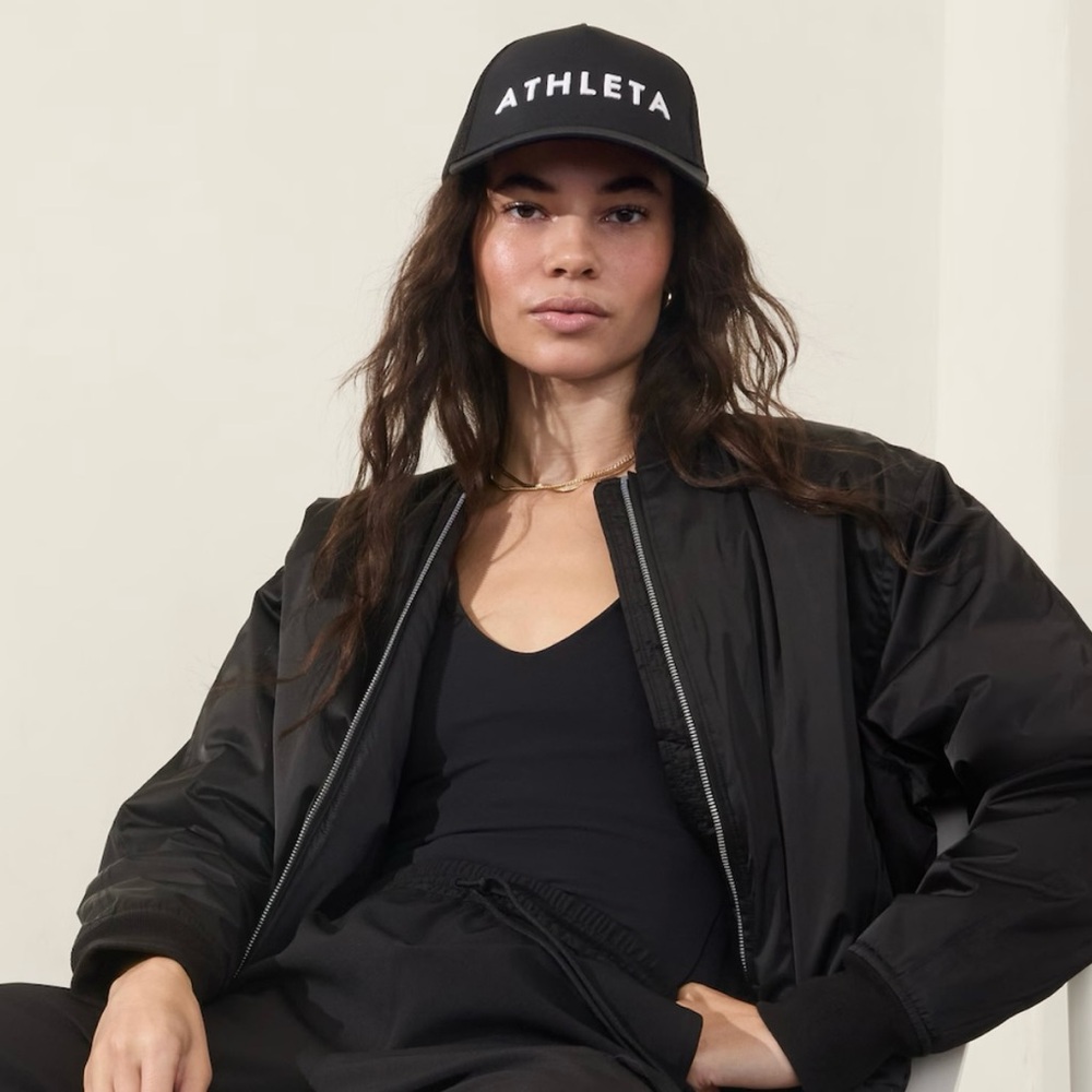 NWT Black Athleta Trucker Cap